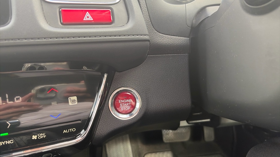 Honda HR-V 1.5 i-VTEC EX CVT 5dr Petrol Hatchback - Image 36