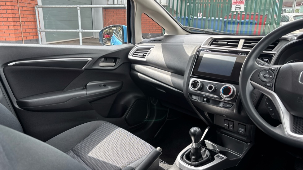 Honda Jazz 1.3 i-VTEC SE 5dr Petrol Hatchback - Image 14