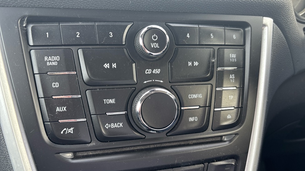 Vauxhall Mokka 1.4T SE 5dr Auto Petrol Hatchback - Image 42