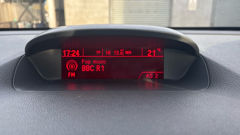 Vauxhall Mokka 1.4T SE 5dr Auto Petrol Hatchback - Image 44
