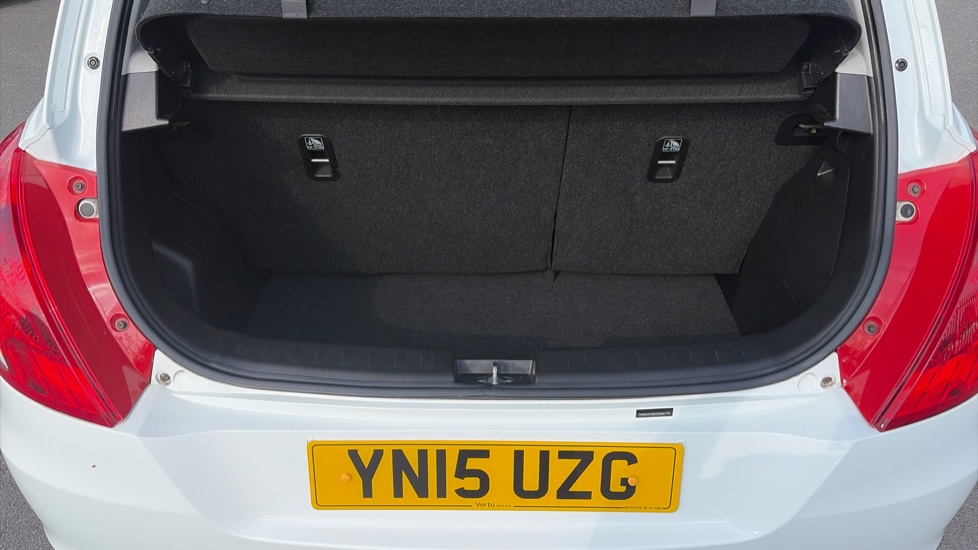 Suzuki Swift 1.2 SZ2 3dr Petrol Hatchback - Image 4