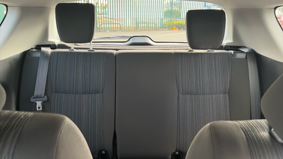 Suzuki Swift 1.2 SZ2 3dr Petrol Hatchback - Image 15