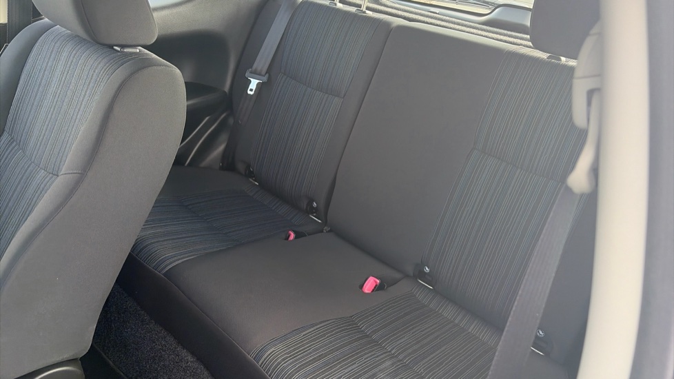 Suzuki Swift 1.2 SZ2 3dr Petrol Hatchback - Image 16