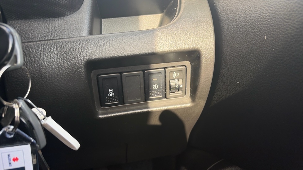 Suzuki Swift 1.2 SZ2 3dr Petrol Hatchback - Image 21