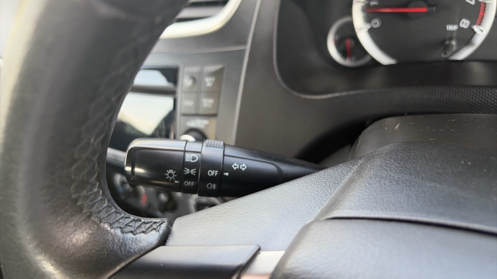 Suzuki Swift 1.2 SZ2 3dr Petrol Hatchback - Image 24