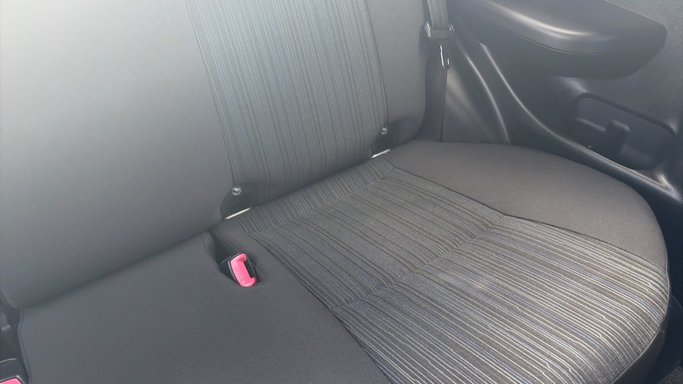 Suzuki Swift 1.2 SZ2 3dr Petrol Hatchback - Image 30