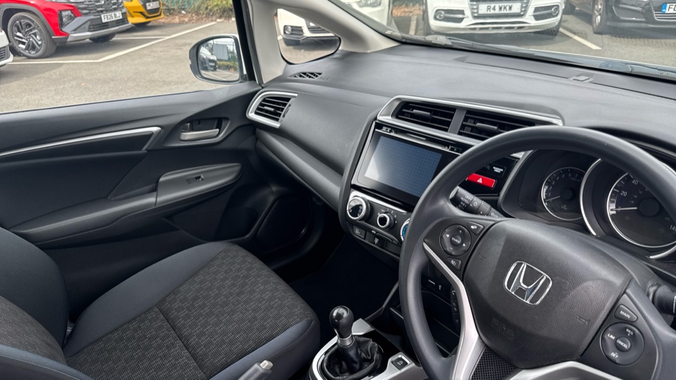 Honda Jazz 1.3 SE 5dr Petrol Hatchback - Image 14