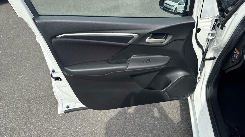 Honda Jazz 1.3 SE 5dr Petrol Hatchback - Image 34