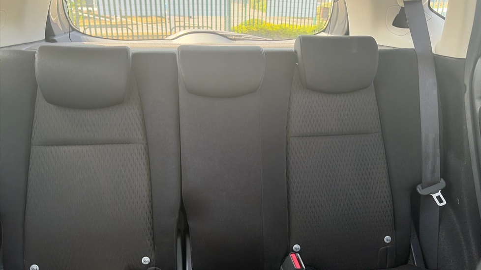 Honda Jazz 1.3 i-VTEC EX Navi 5dr CVT Petrol Hatchback - Image 15