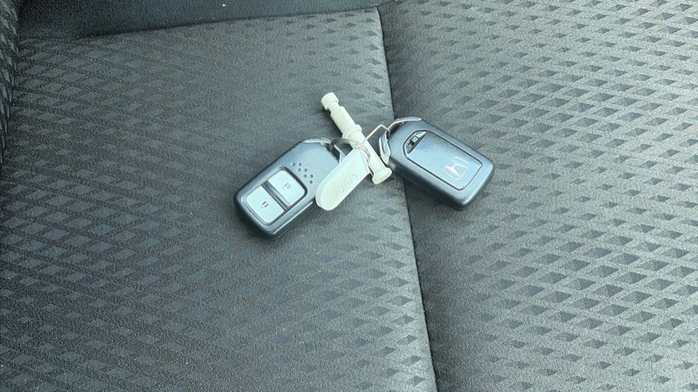 Honda Jazz 1.3 i-VTEC EX Navi 5dr CVT Petrol Hatchback - Image 20
