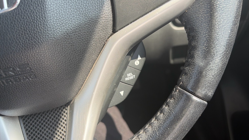 Honda Jazz 1.3 i-VTEC EX Navi 5dr CVT Petrol Hatchback - Image 24