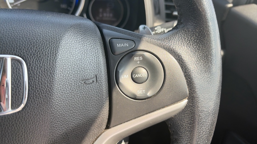Honda Jazz 1.3 i-VTEC EX Navi 5dr CVT Petrol Hatchback - Image 26