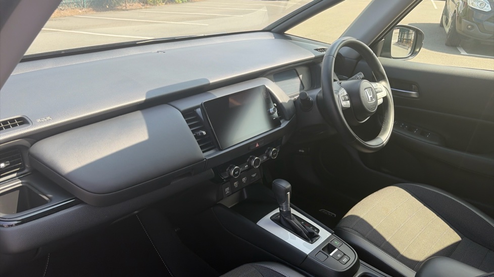 Honda Jazz 1.5 i-MMD Hybrid Crosstar Advance 5dr eCVT Hybrid Hatchback - Image 2