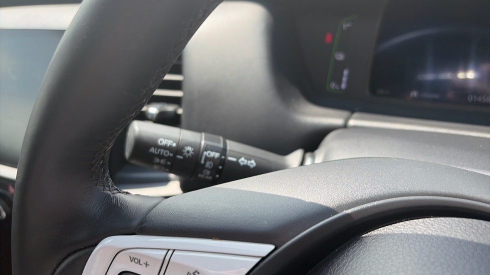 Honda Jazz 1.5 i-MMD Hybrid Crosstar Advance 5dr eCVT Hybrid Hatchback - Image 20