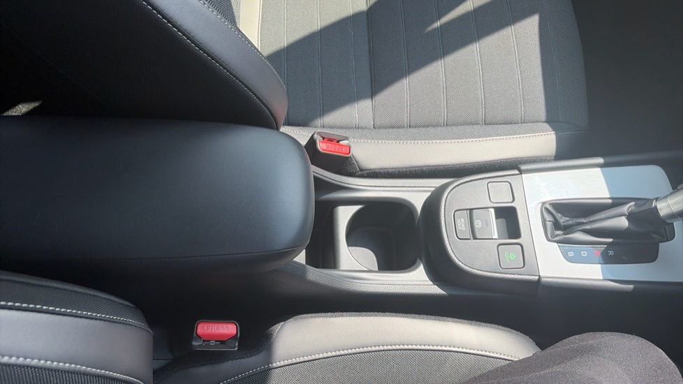 Honda Jazz 1.5 i-MMD Hybrid Crosstar Advance 5dr eCVT Hybrid Hatchback - Image 29