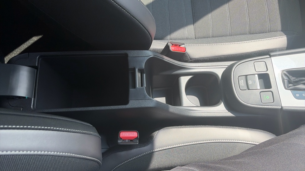 Honda Jazz 1.5 i-MMD Hybrid Crosstar Advance 5dr eCVT Hybrid Hatchback - Image 30