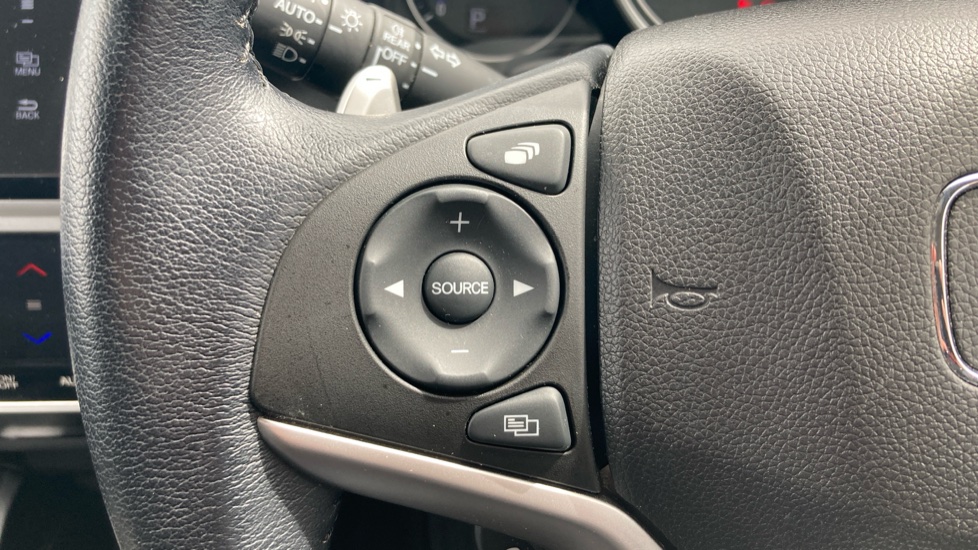 Honda Jazz 1.3 i-VTEC EX Navi 5dr CVT Petrol Hatchback - Image 23