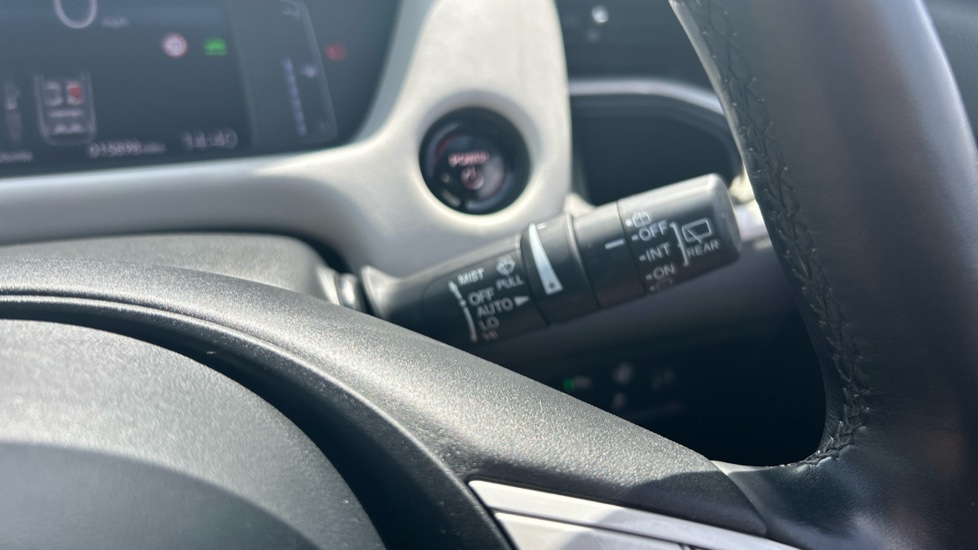 Honda Jazz 1.5 i-MMD Hybrid EX 5dr eCVT Hybrid Hatchback - Image 14