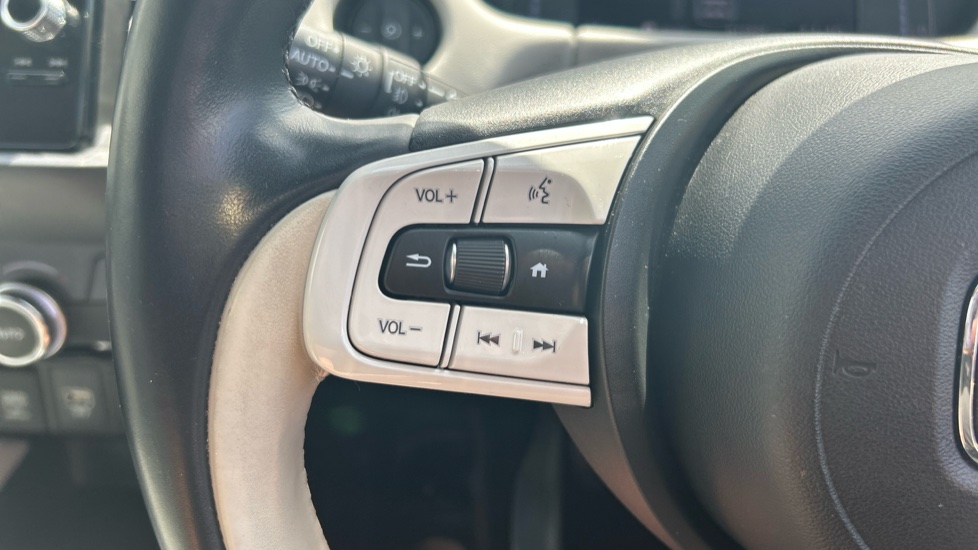 Honda Jazz 1.5 i-MMD Hybrid EX 5dr eCVT Hybrid Hatchback - Image 16