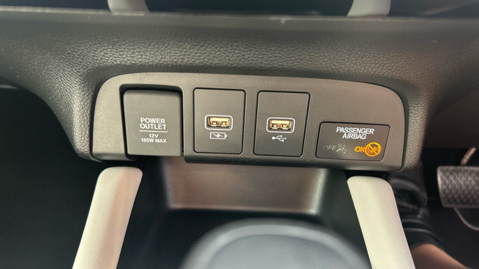 Honda Jazz 1.5 i-MMD Hybrid EX 5dr eCVT Hybrid Hatchback - Image 22