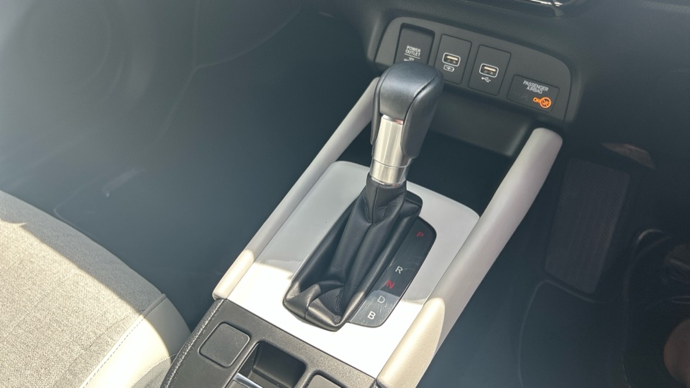 Honda Jazz 1.5 i-MMD Hybrid EX 5dr eCVT Hybrid Hatchback - Image 23