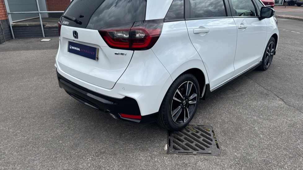 Honda Jazz 1.5 i-MMD Hybrid Advance Sport 5dr eCVT Hybrid Hatchback - Image 26