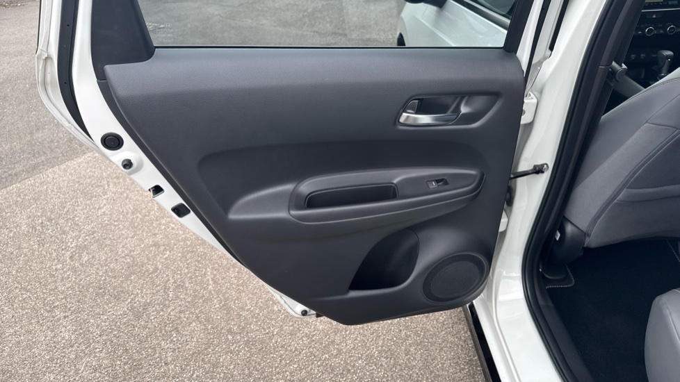 Honda Jazz 1.5 i-MMD Hybrid Advance Sport 5dr eCVT Hybrid Hatchback - Image 34