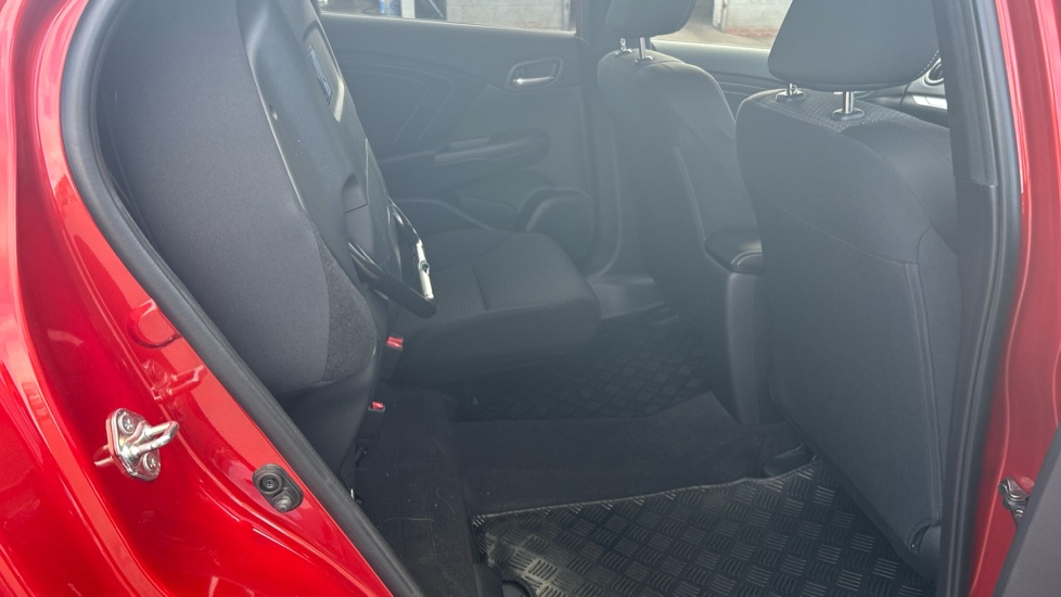 Honda Civic 1.4 i-VTEC Sport 5dr Petrol Hatchback - Image 32