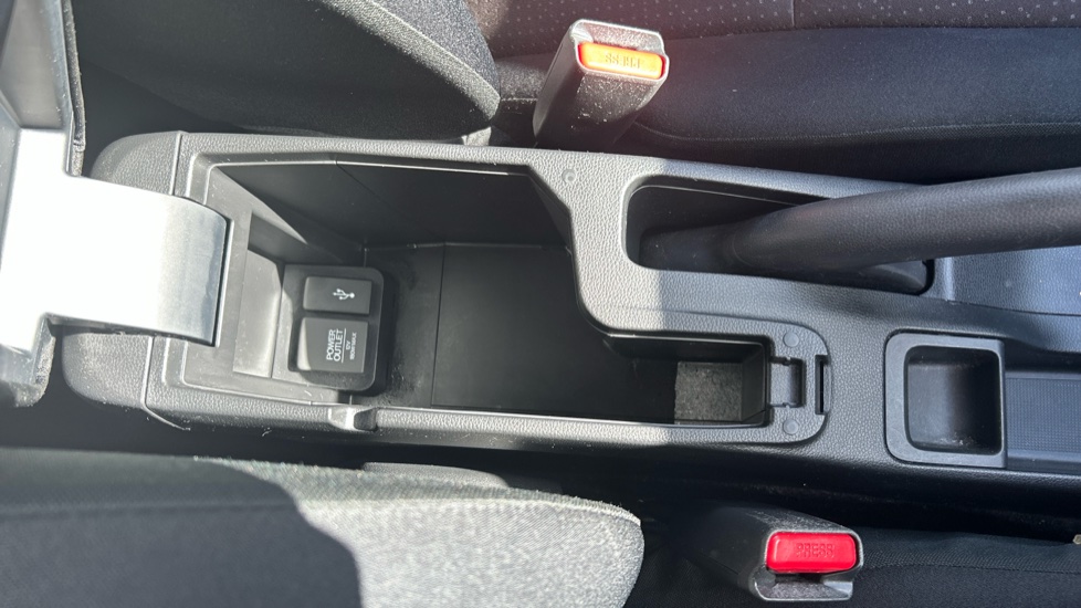 Honda Jazz 1.3 EX 5dr Petrol Hatchback - Image 30