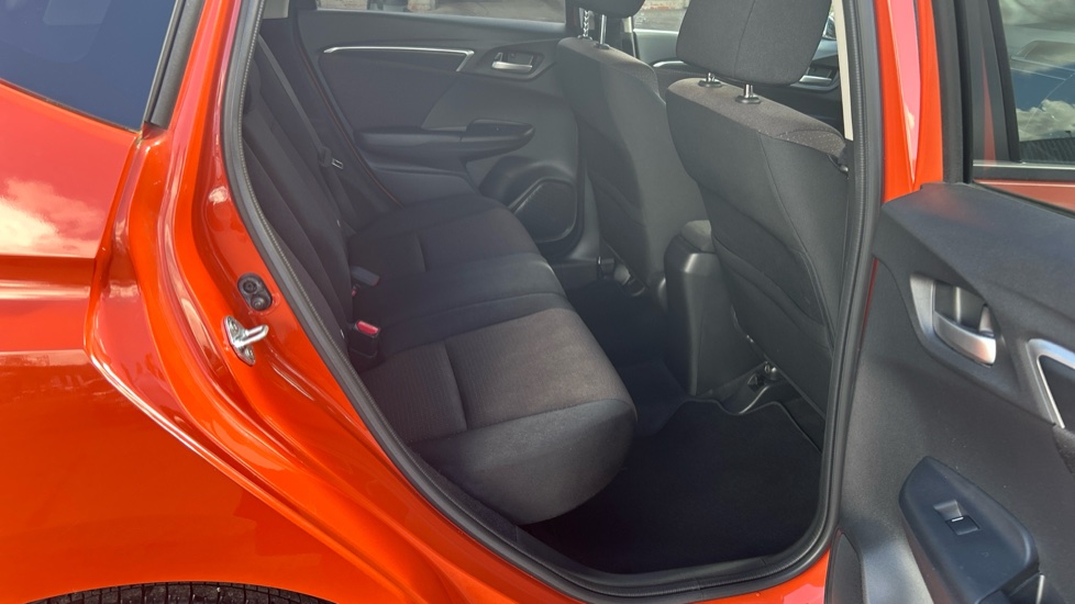 Honda Jazz 1.3 EX 5dr Petrol Hatchback - Image 32