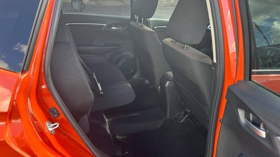 Honda Jazz 1.3 EX 5dr Petrol Hatchback - Image 33