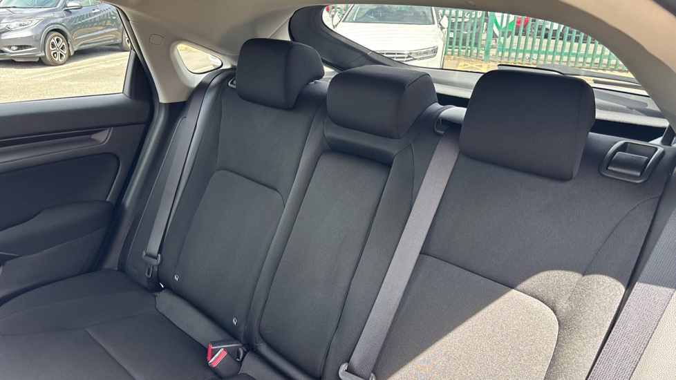Honda Civic 2.0 eHEV Elegance 5dr CVT Hybrid Hatchback - Image 8