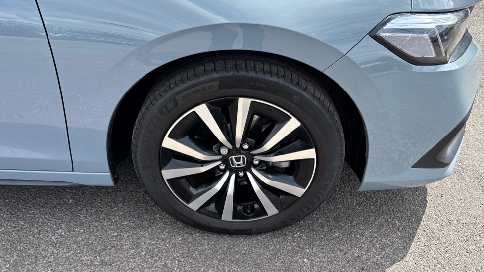 Honda Civic 2.0 eHEV Elegance 5dr CVT Hybrid Hatchback - Image 14