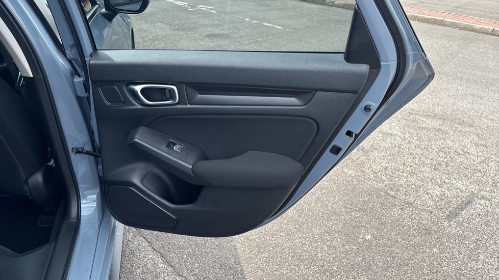 Honda Civic 2.0 eHEV Elegance 5dr CVT Hybrid Hatchback - Image 19