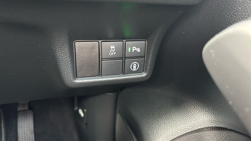 Honda Civic 2.0 eHEV Elegance 5dr CVT Hybrid Hatchback - Image 36