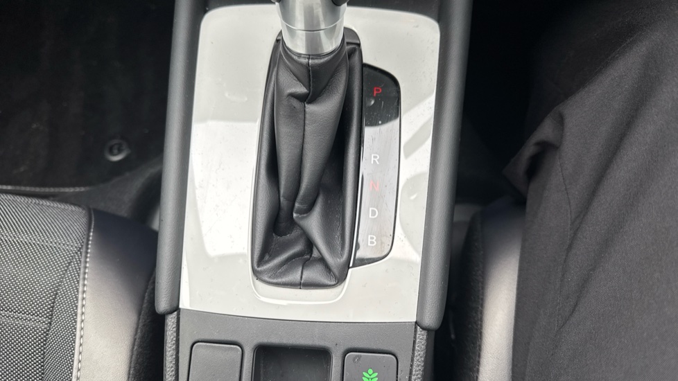 Honda Jazz 1.5 i-MMD Hybrid Crosstar Advance 5dr eCVT Hybrid Hatchback - Image 20