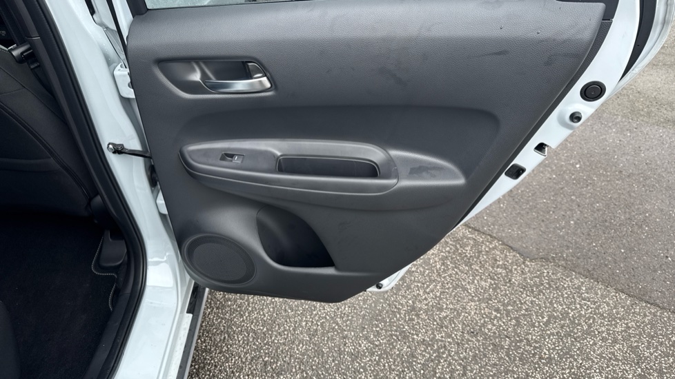 Honda Jazz 1.5 i-MMD Hybrid Crosstar Advance 5dr eCVT Hybrid Hatchback - Image 25