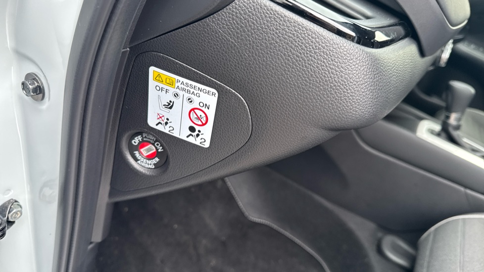Honda Jazz 1.5 i-MMD Hybrid Crosstar Advance 5dr eCVT Hybrid Hatchback - Image 31