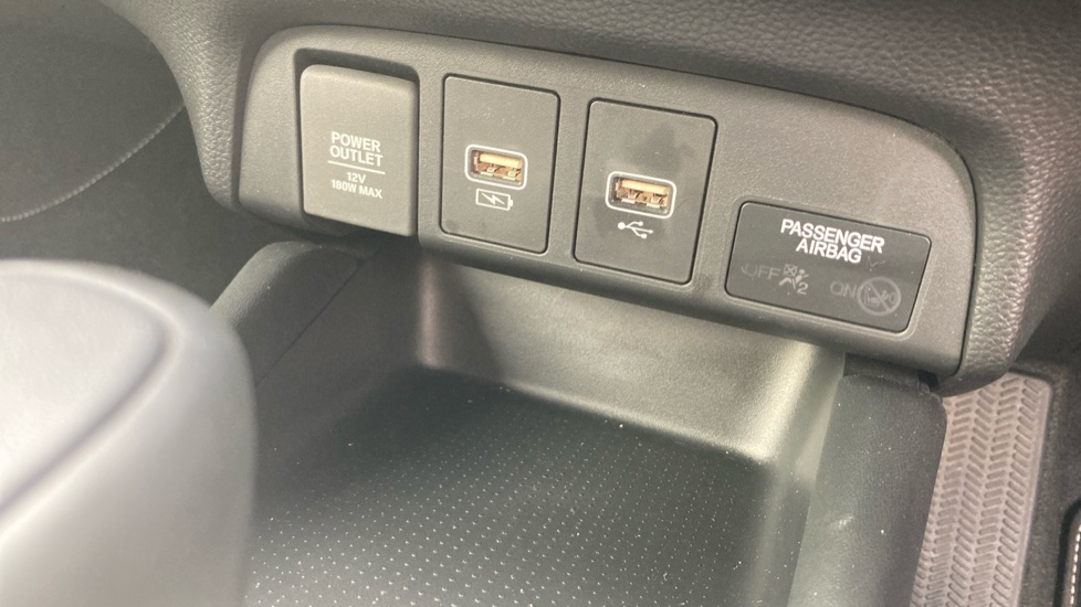 Honda Jazz 1.5 i-MMD Hybrid Crosstar Advance 5dr eCVT Hybrid Hatchback - Image 19