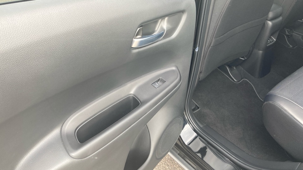 Honda Jazz 1.5 i-MMD Hybrid Crosstar Advance 5dr eCVT Hybrid Hatchback - Image 25