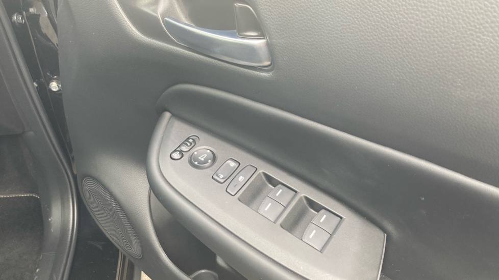 Honda Jazz 1.5 i-MMD Hybrid Crosstar Advance 5dr eCVT Hybrid Hatchback - Image 29