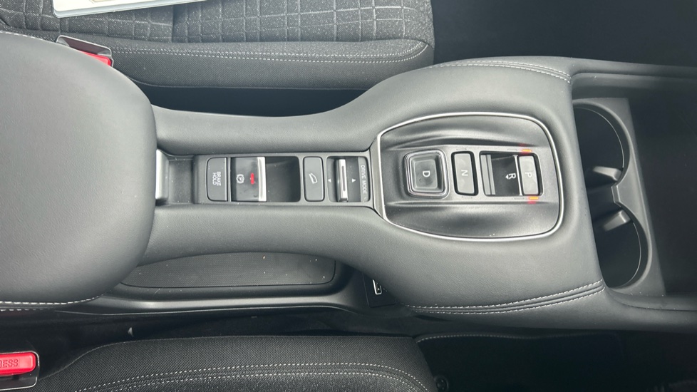 Honda Zr-V 2.0 eHEV Elegance 5dr CVT Hybrid Estate - Image 31