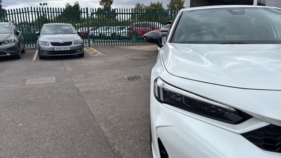 Honda Civic 2.0 eHEV Sport 5dr CVT Hybrid Hatchback - Image 20