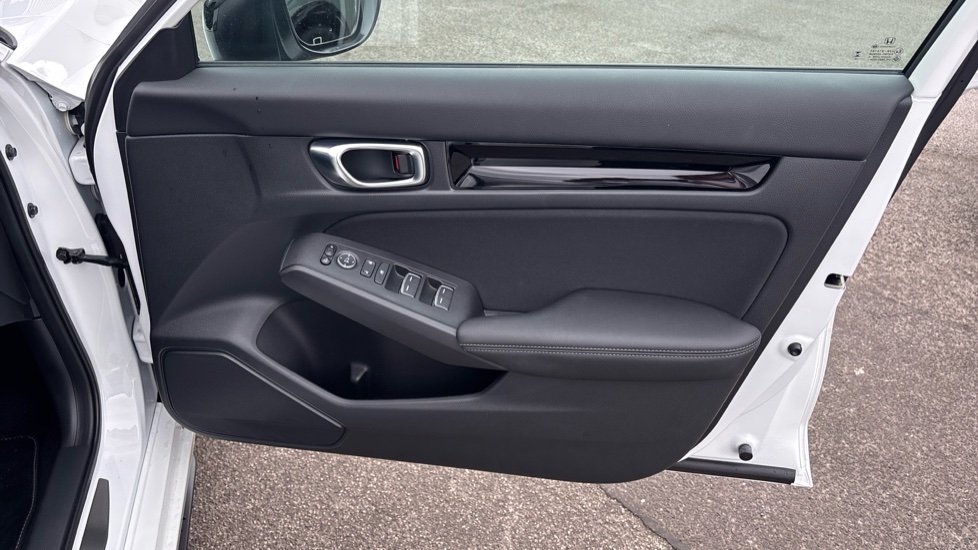 Honda Civic 2.0 eHEV Sport 5dr CVT Hybrid Hatchback - Image 21
