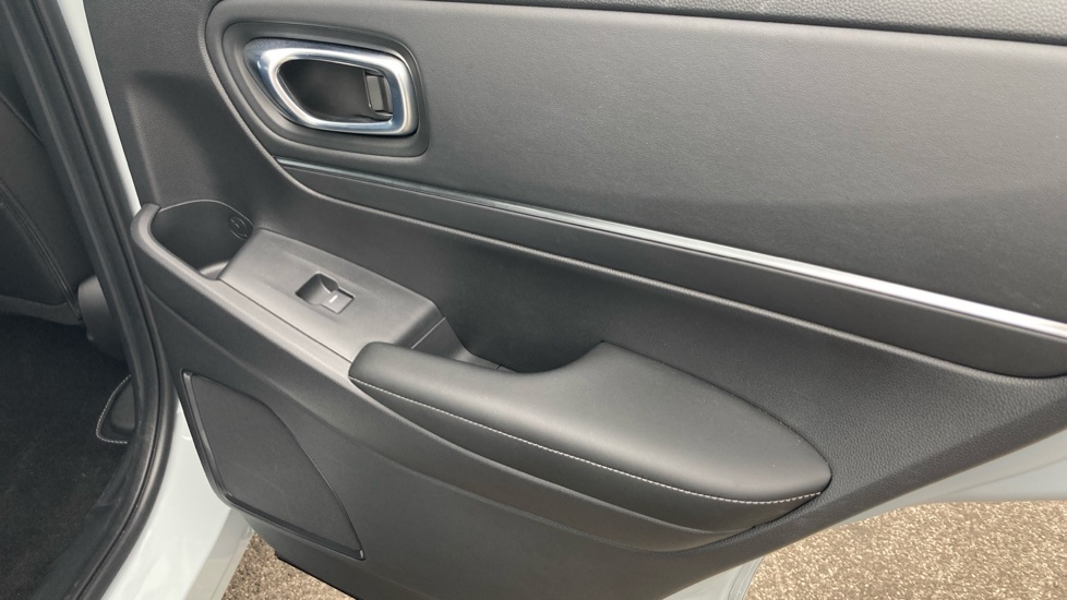 Honda HR-V 1.5 eHEV Advance Style Plus 5dr CVT Hybrid Hatchback - Image 29