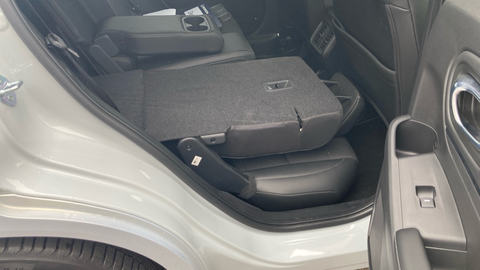 Honda HR-V 1.5 eHEV Advance Style Plus 5dr CVT Hybrid Hatchback - Image 40