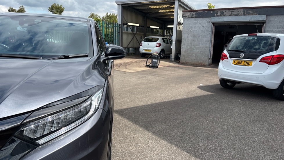 Honda HR-V 1.5 i-VTEC Turbo Sport CVT 5dr Petrol Hatchback - Image 19