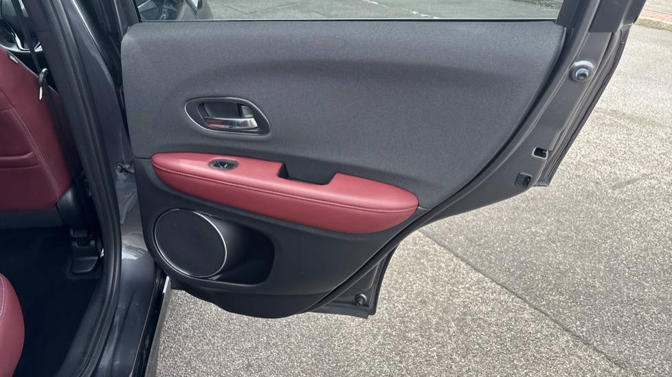 Honda HR-V 1.5 i-VTEC Turbo Sport CVT 5dr Petrol Hatchback - Image 21