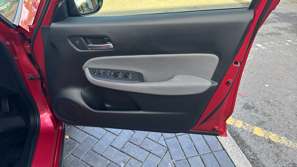 Honda Jazz 1.5 i-MMD Hybrid Crosstar EX 5dr eCVT Hybrid Hatchback - Image 24
