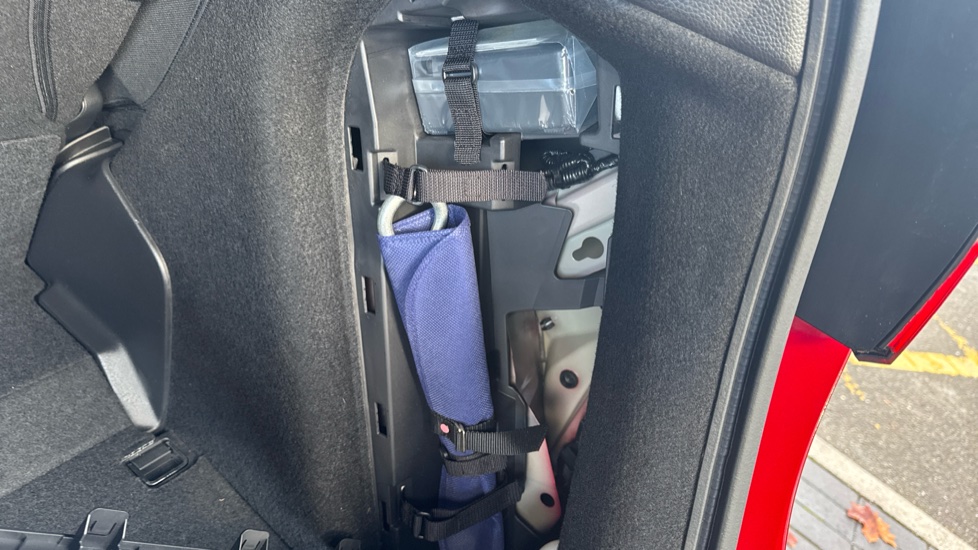 Honda Jazz 1.5 i-MMD Hybrid Crosstar EX 5dr eCVT Hybrid Hatchback - Image 29